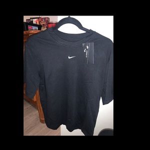 brand new nike lose fit black shirt